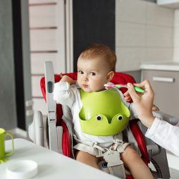 چه زمانی باید نگران بد غذا شدن کودک بود؟